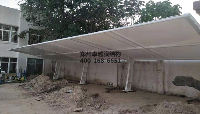 濮陽(yáng)公安局膜結(jié)構(gòu)汽車(chē)棚
