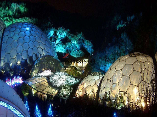 西安<font color='red'>張拉膜結(jié)構(gòu)</font>專業(yè)生產(chǎn)【生產(chǎn)廠家】　　