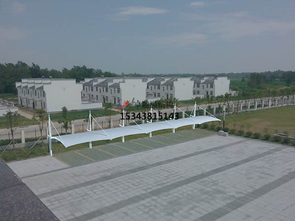 ?？的そY(jié)構(gòu)停車(chē)棚【雨棚遮陽(yáng)棚生產(chǎn)安裝】