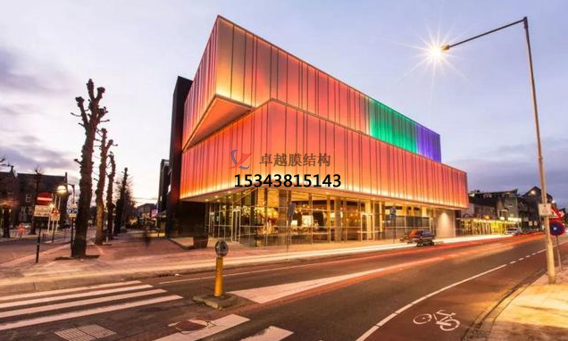 什么是膜結構幕墻？與膜結構有什么區(qū)別