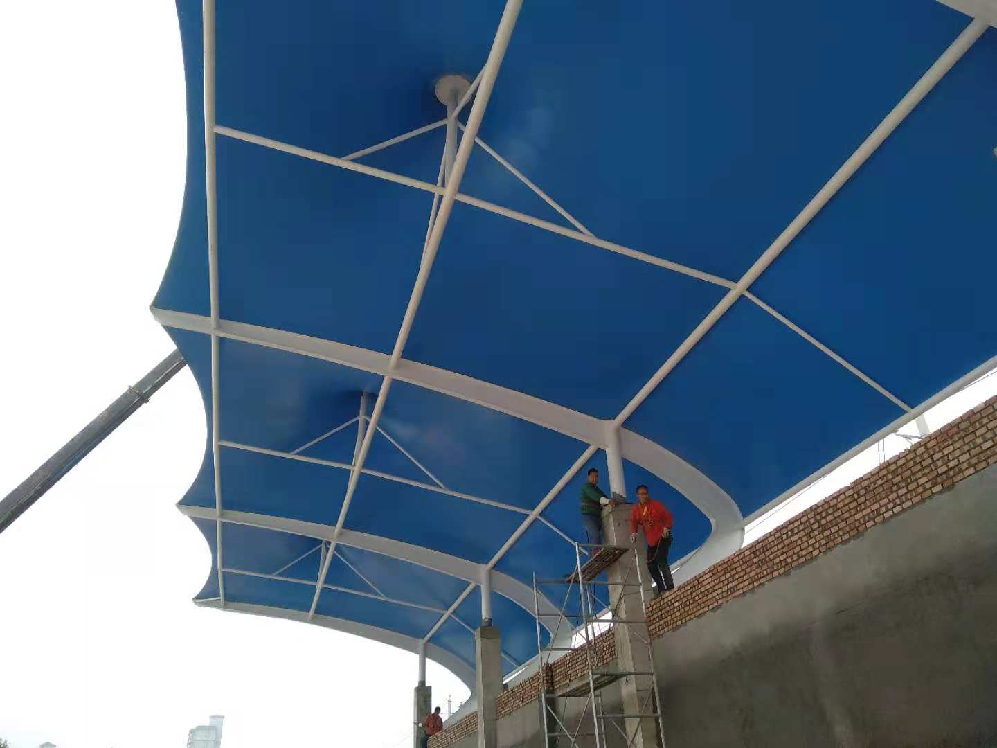 如何對(duì)膜結(jié)構(gòu)工程進(jìn)行維護(hù)保養(yǎng)？