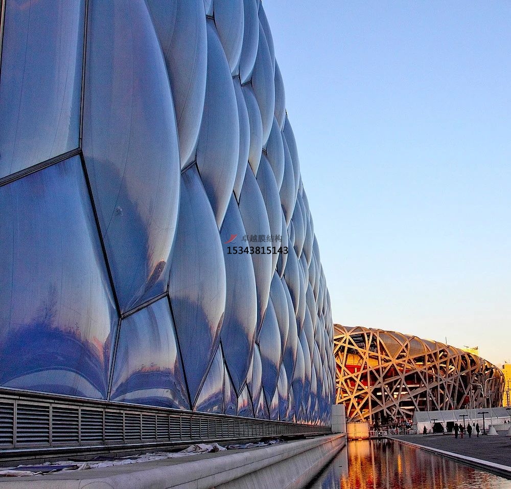 膜結構立面，讓建筑更柔軟！