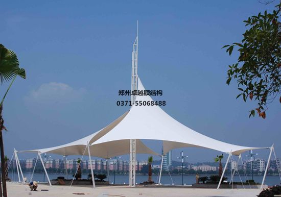 膜結(jié)構(gòu)地下車(chē)庫(kù)入口如何進(jìn)行保潔？